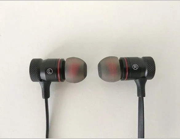 ES 70TY Earphones 2