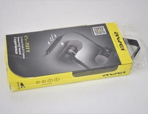 ES 70TY Earphones Package 1