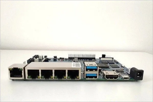 Banana PI R2 Board 3