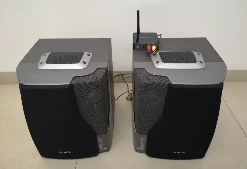 BW BR4 Speakers 3
