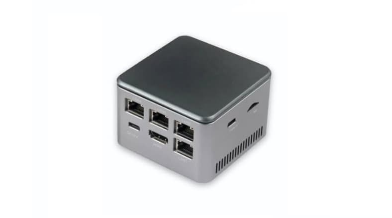 iKOOLCORE R1 Palm-sized Mini PC with 4 x 2.5 GbE ports Ikoolcore R1 Mini Pc