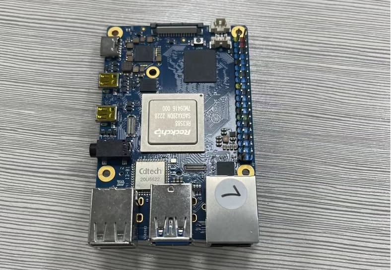 Orange Pi 5 Max 1