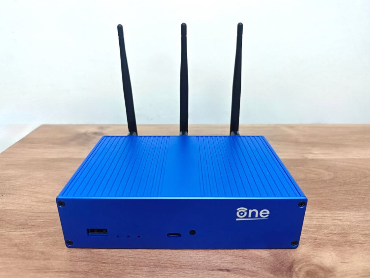 OpenWrt One Review: Discover the Futures and Highlights
